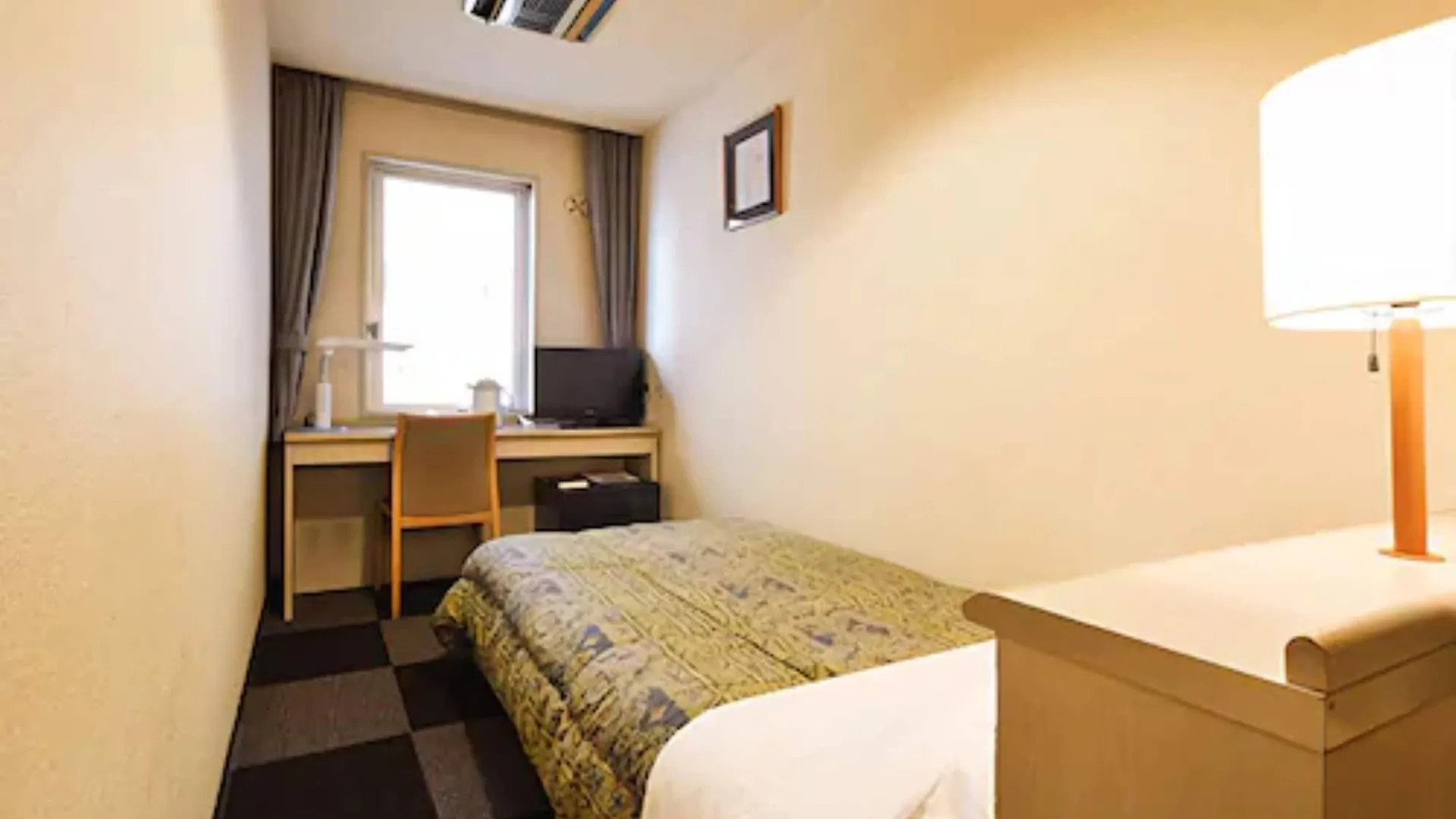 **  Hotel Hashimoto Sapporo Japan